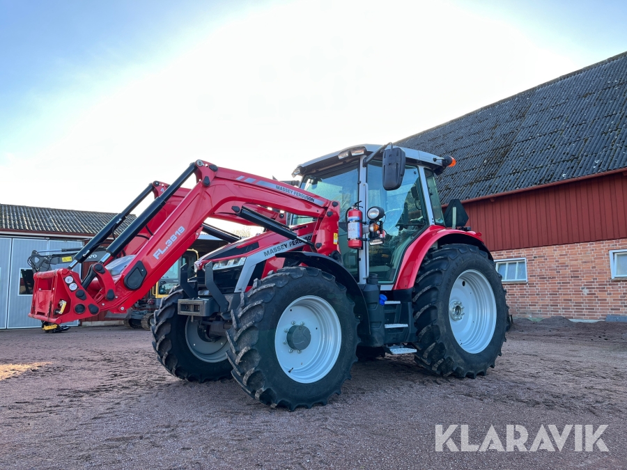 Traktor Massey Ferguson 5S.125 Efficient med frontlastare
