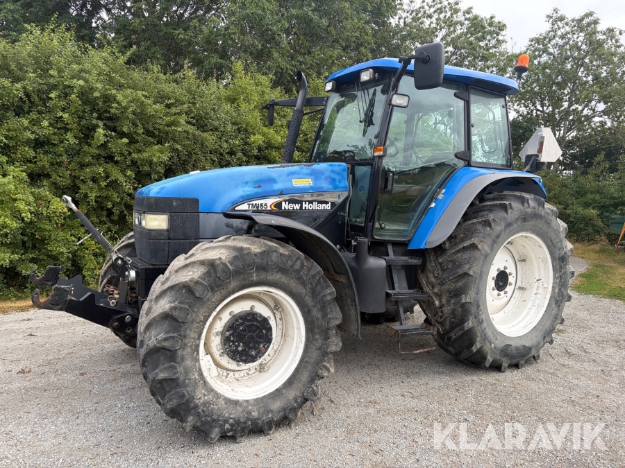 Traktor New Holland TM155