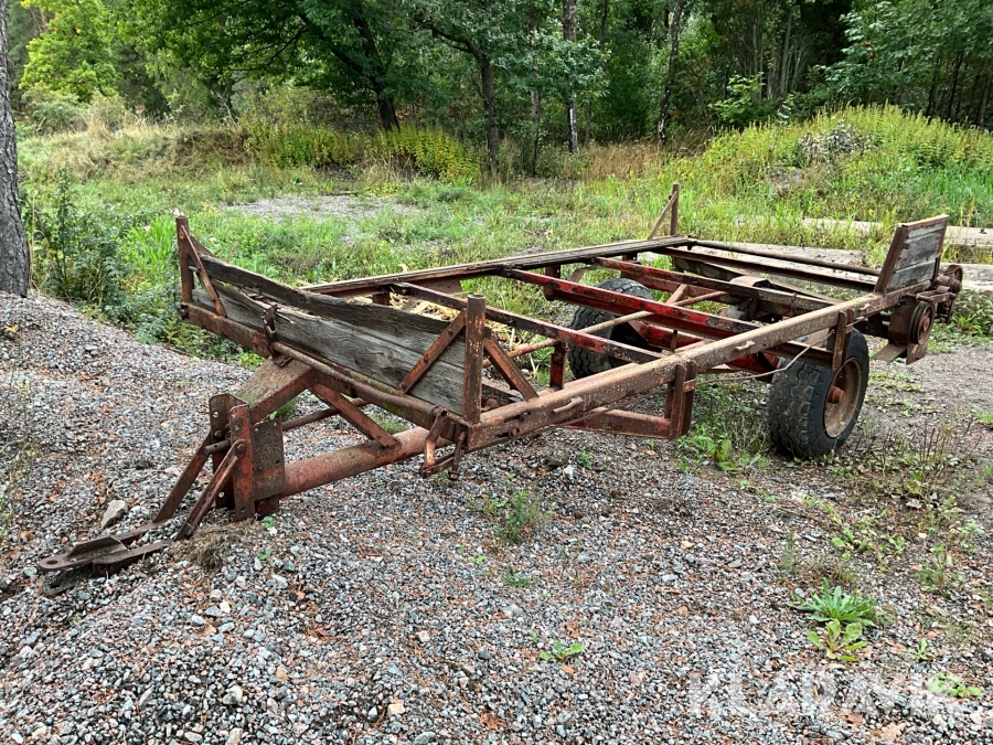 Traktorkärra