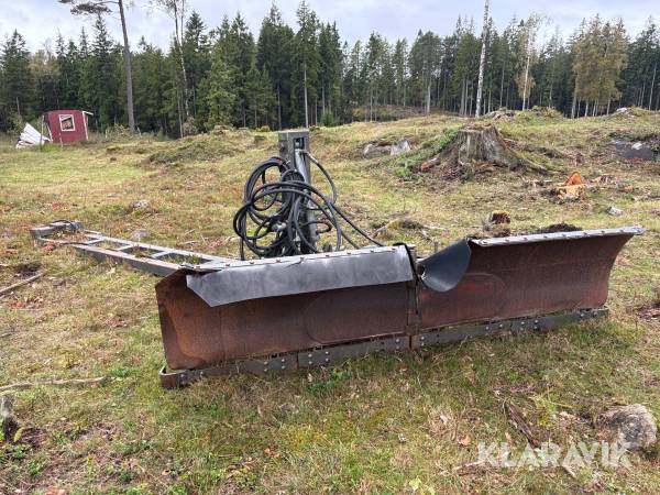 Vikplog 2.8 m med hitchkroksfäste