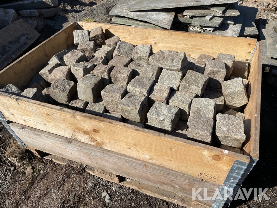 Gatsten knott 2 pallar, ca 450 st