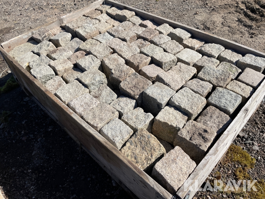 Gatsten knott 2 pallar, ca 450 st