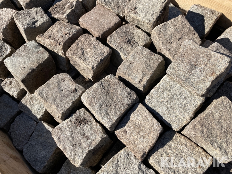 Gatsten knott 2 pallar, ca 450 st