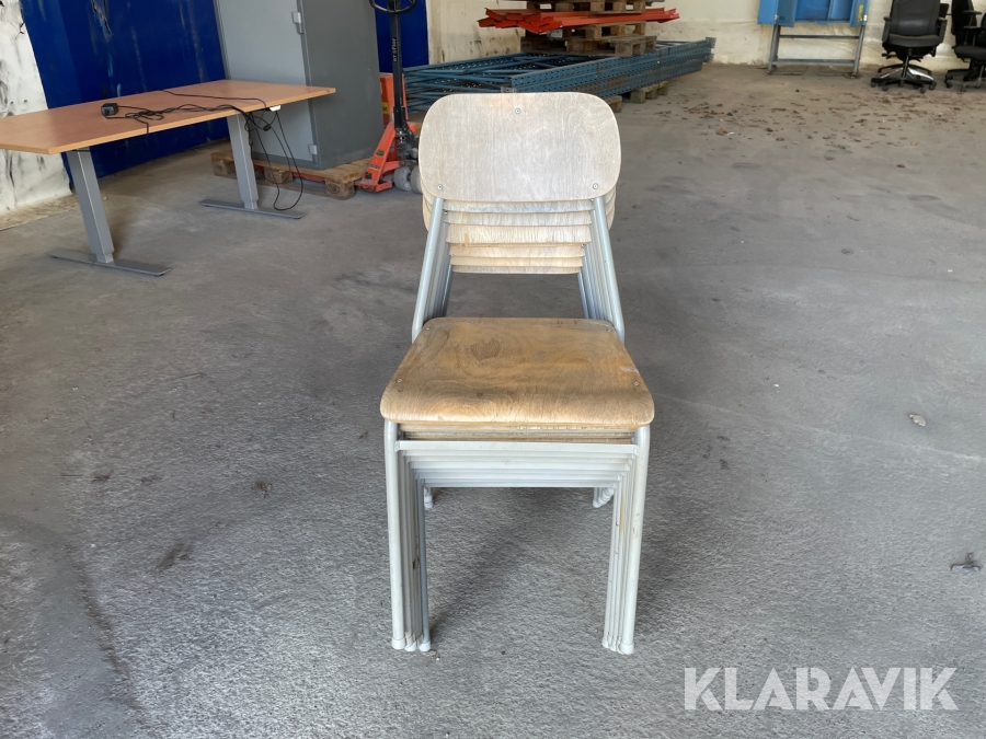 Stolar 8st