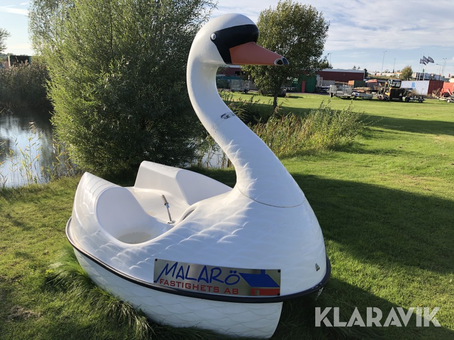 Trampbåt svan