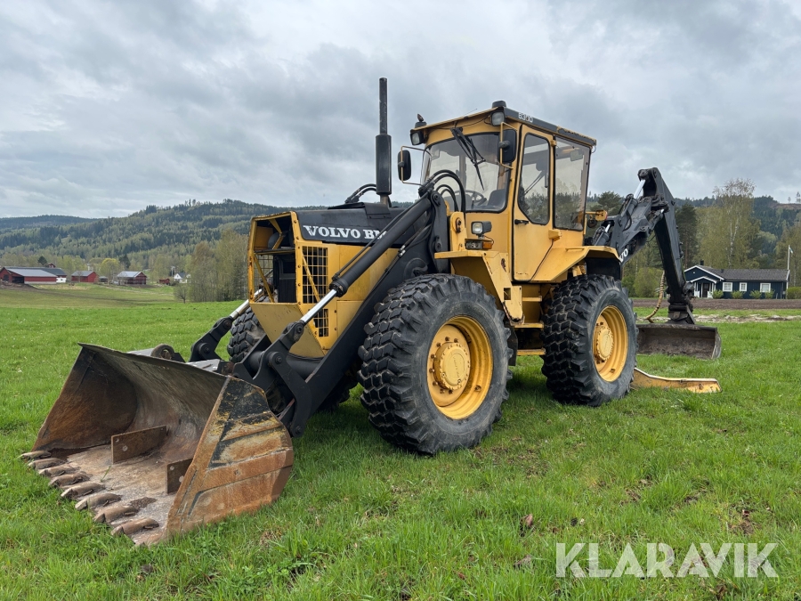 Traktorgrävare/Grävlastare Volvo BM 6300 med redskap