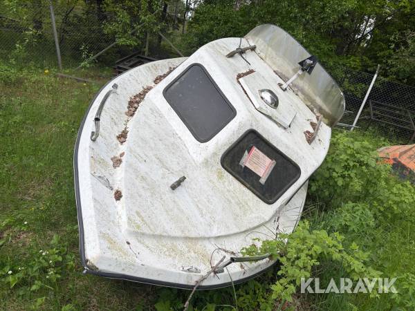 Motorbåt med Suzuki 65 hk
