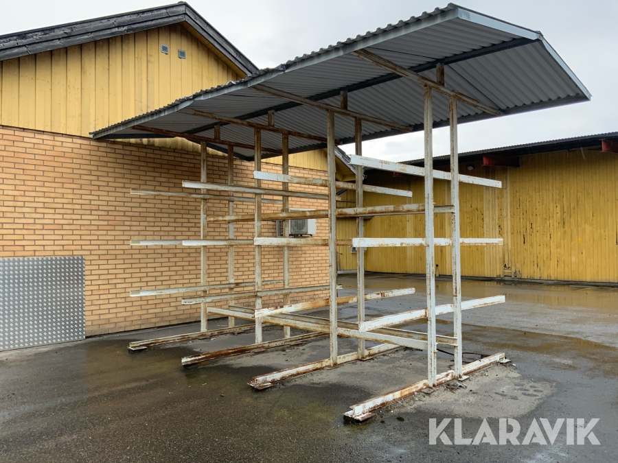 Pallställage med tak