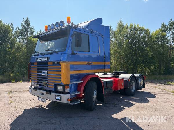 Lastbil Scania 142M dragbil
