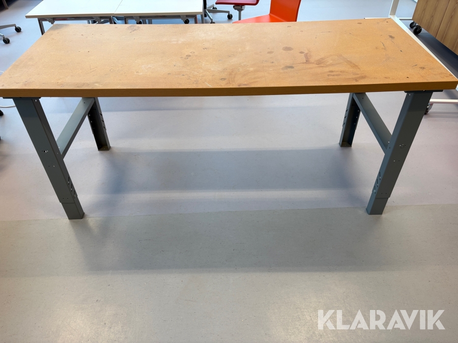 Arbetsbänk 2x0,8m