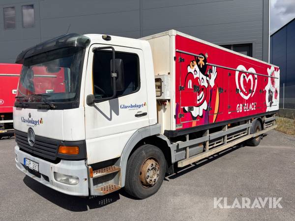 Glassbil Mercedes-Benz 1323 L 4X2