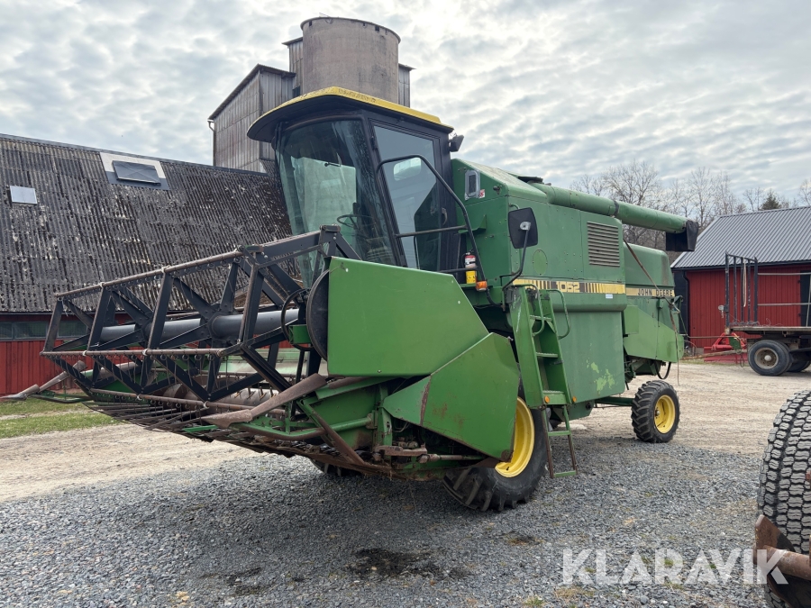 Tröska John Deere 1052