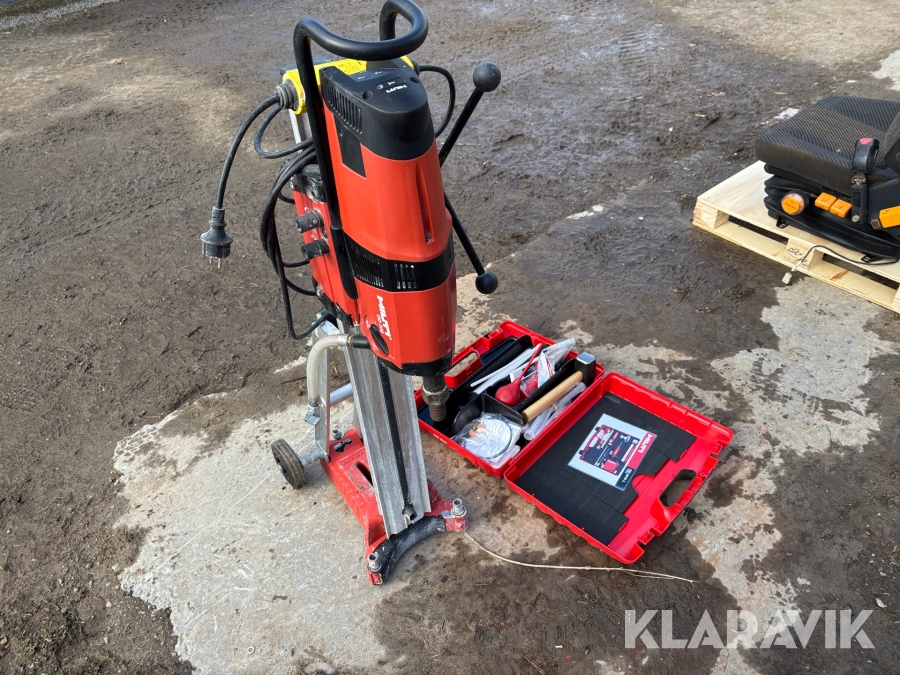 Håltagningsmaskin Hilti DD 200 med stativ