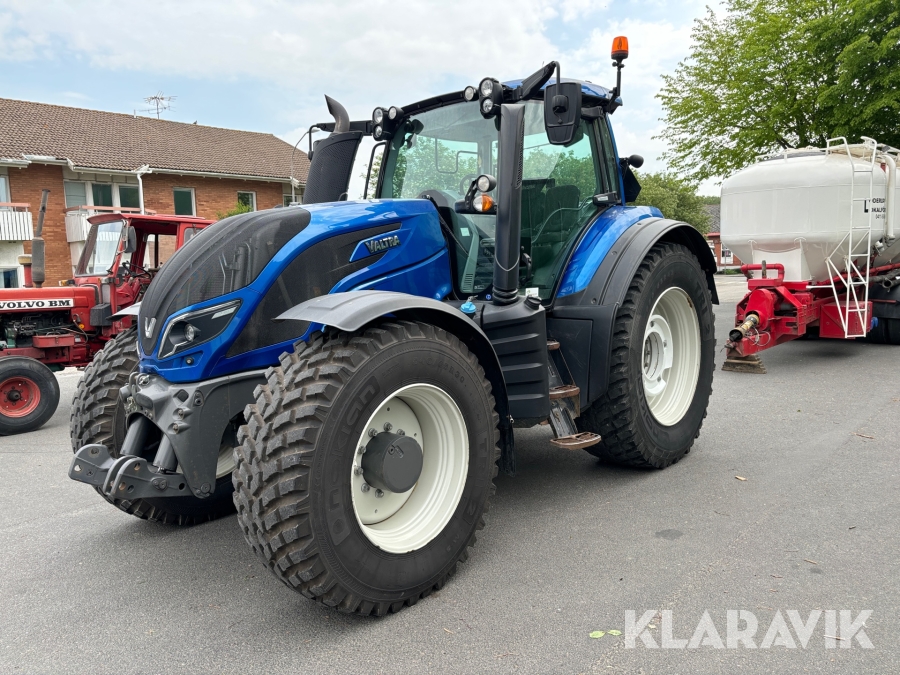 Traktor Valtra T194 Active