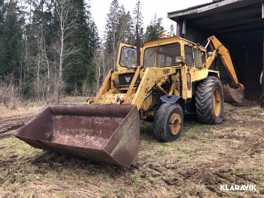 Traktorgrävare Massey Ferguson 