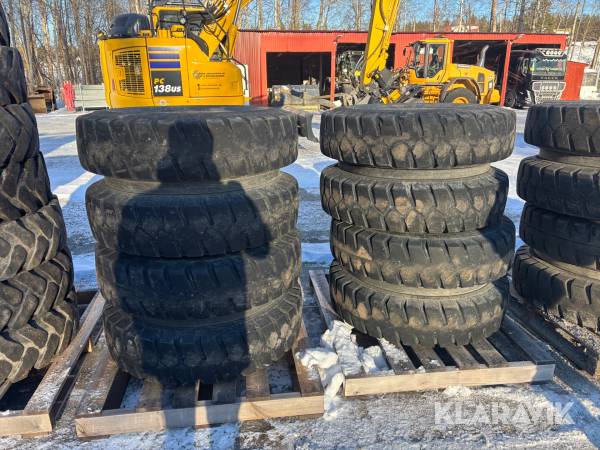 Entreprenaddäck Nokian Dubbelmontage 10.00-20 4 st