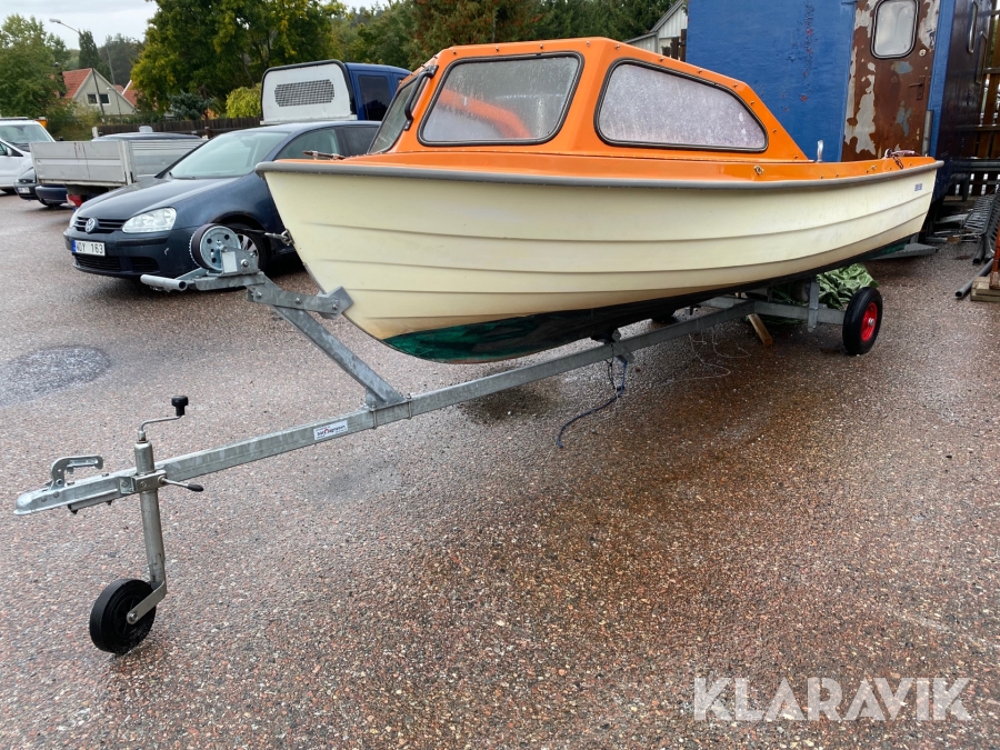 Båt Askeladden med 15hk Mercury och vagn