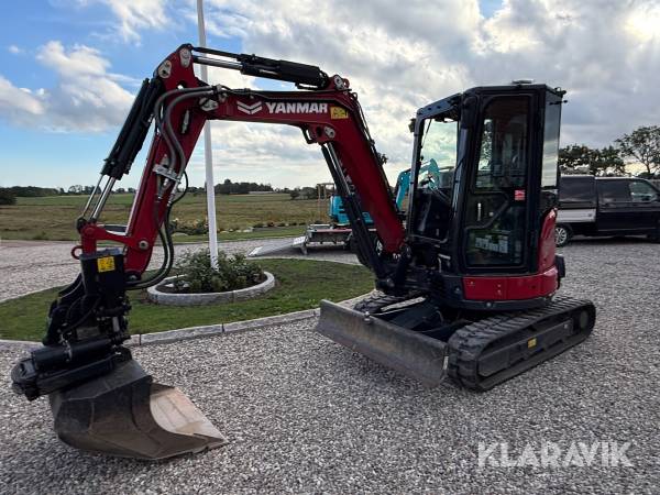 Grävmaskin Yanmar VIO33-6 med tiltrotator