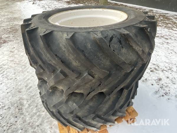 Framdäck med fälg 600/55-30,5 Trelleborg