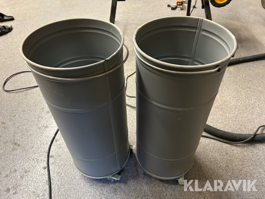 Papperskorgar på hjul