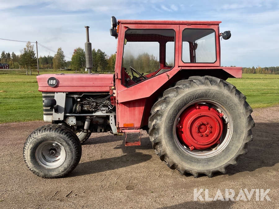 Veterantraktor Massey Ferguson 188