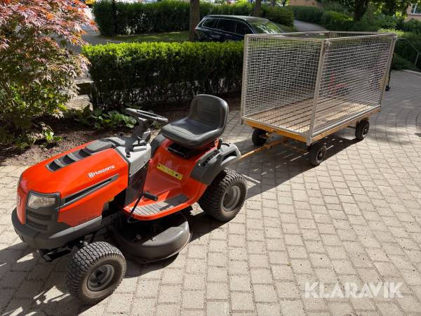 Åkgräsklippare Husqvarna LTH 154 med Släpvagn