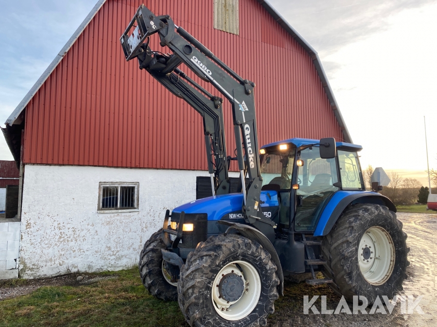 Traktor New Holland TM  150 med lastare