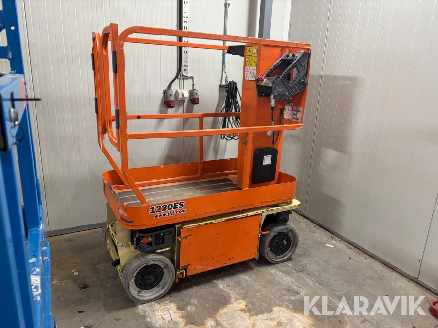 Pelarlift JLG 1230ES