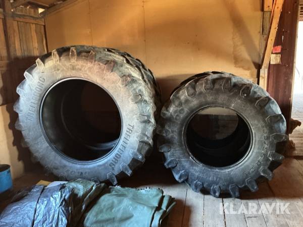 Traktordäck Trelleborg 600/65R28 och 650/65R42