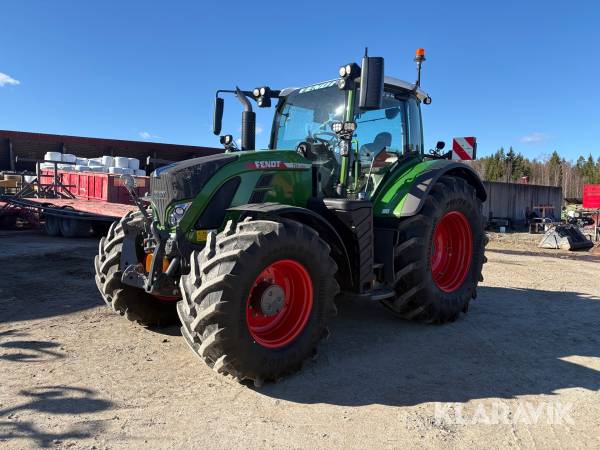 Traktor Fendt 724 Vario med upplåst RTK-GPS NovAtel
