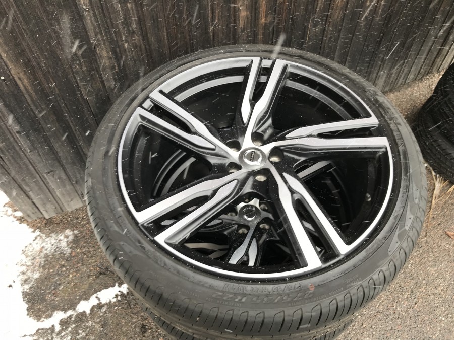 22'' R-design fälgar 5/108 22 tum 9x22 5-Double spoke matt black diamond