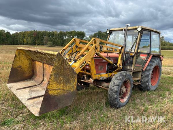 Traktor Zetor 6748 med lastare