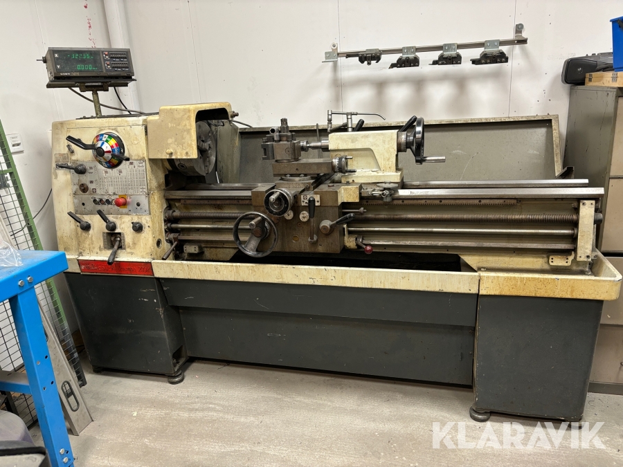 Svarv Colchester Triumph 2000