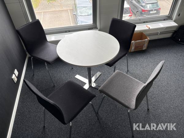 Bord och stolar 4st