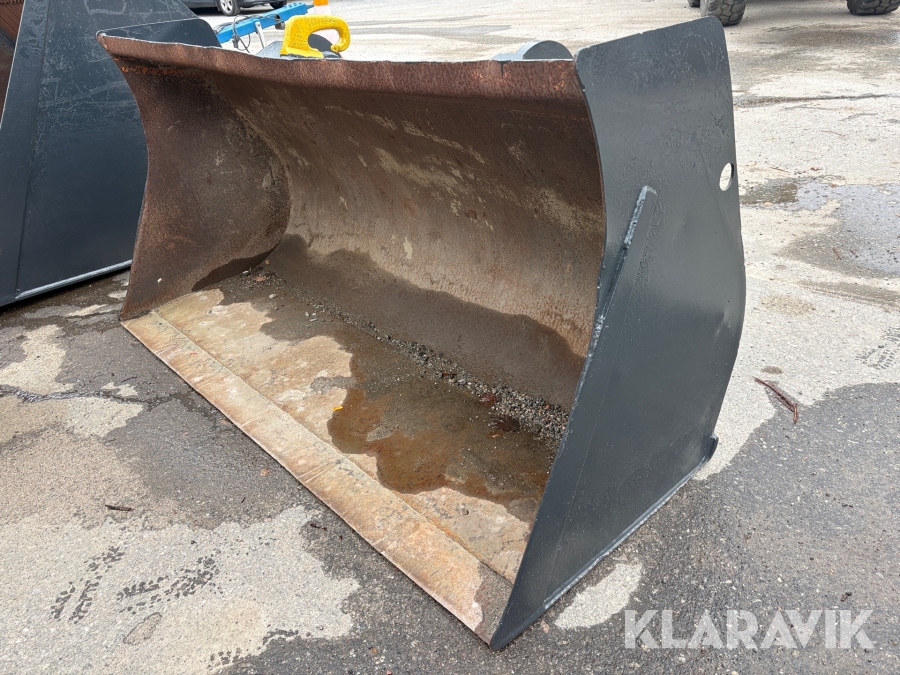 Skopa Stora BM fäste