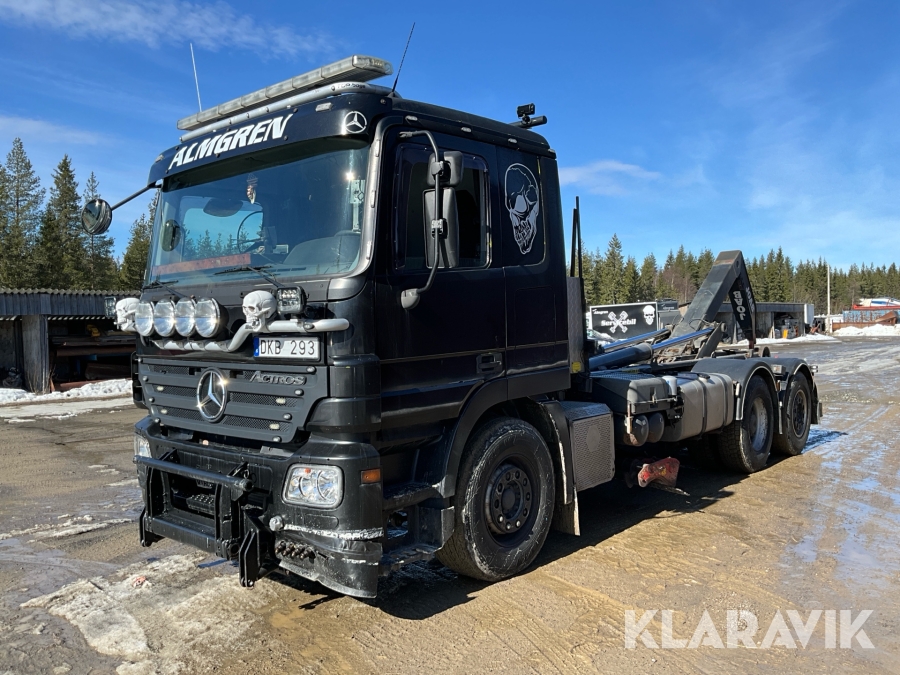 Lastväxlare Mercedes-benz Actros Plogutrustad