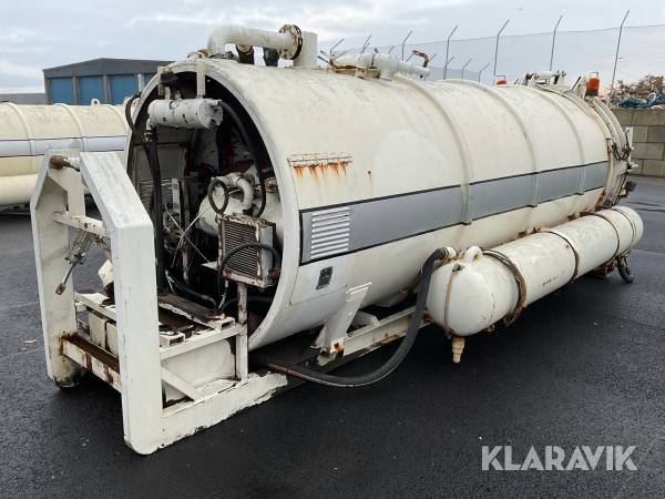 Slamsugningstank på lastväxlarflak