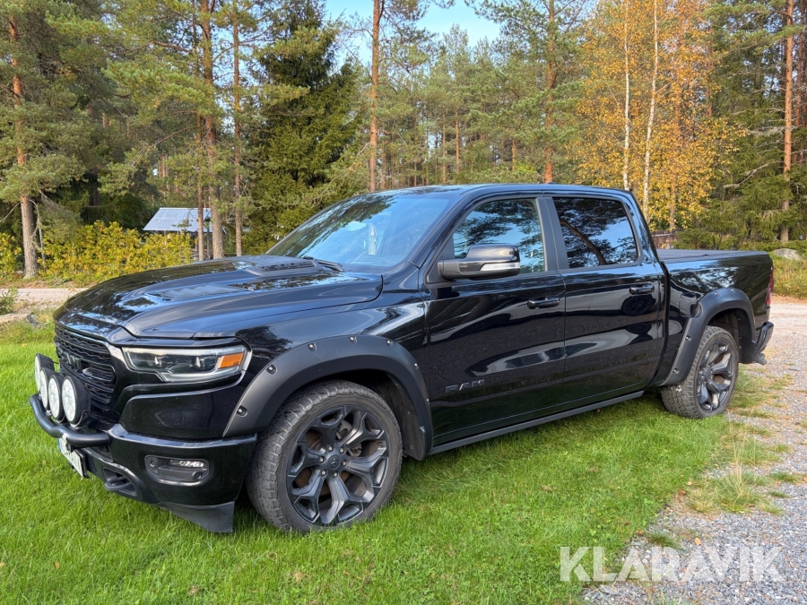 Pickup Dodge RAM 1500 Crew 5,7 4x4