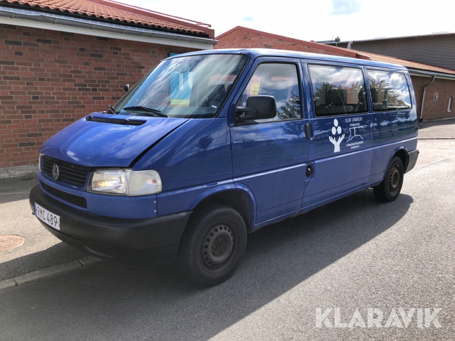 Minibuss  VW Caravelle 9-sits 