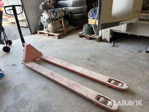 Palldragare långa gafflar Toyota BT Lifter