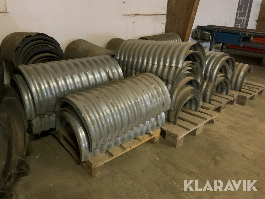 Parti pansarplåt till spannmålstork