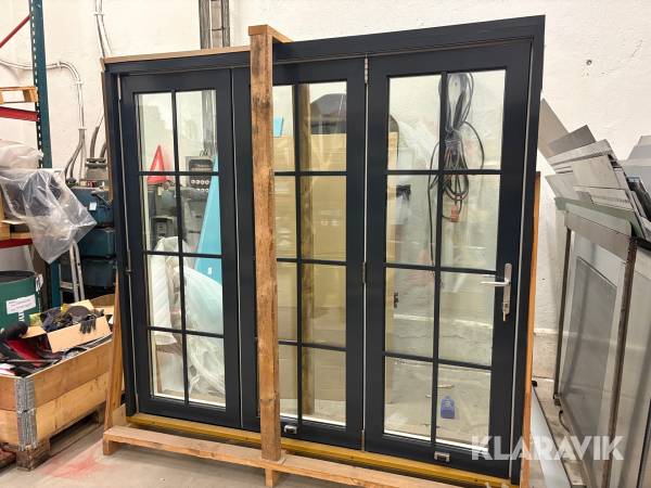 Vikdörrsparti Vilenta 3 delad