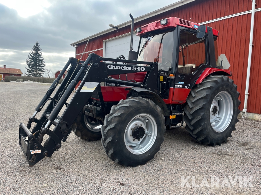 Traktor Case 895 XL Syncro med frontlastare