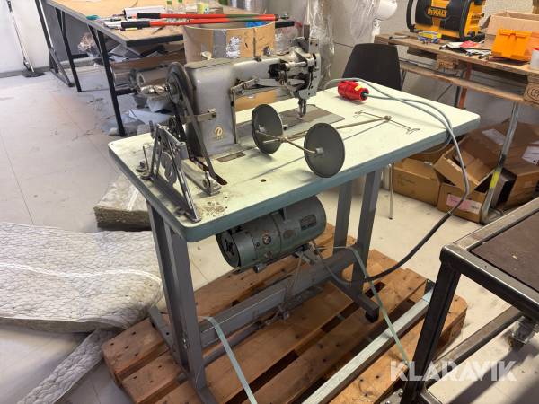 Industrisymaskin Dürkopp 241-3