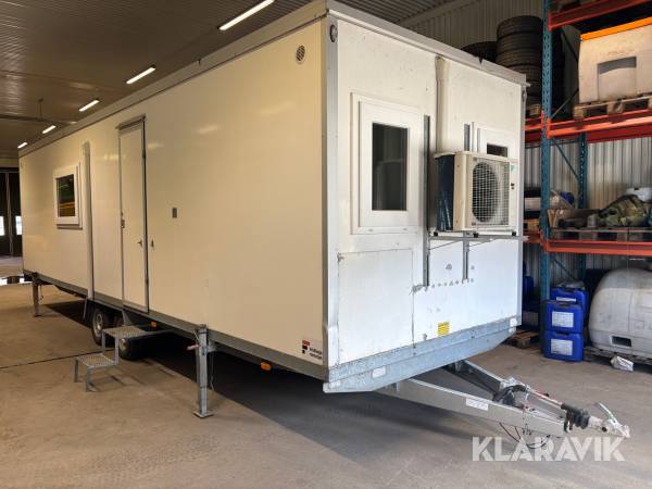 Bostadsvagn/manskapsvagn Eurowagon med fyra sovrum.