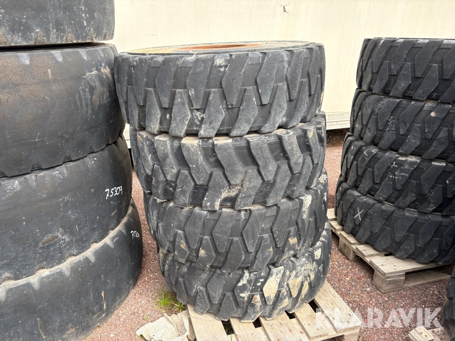 Däck på fälg Bagger 315/75 R22.5 4st