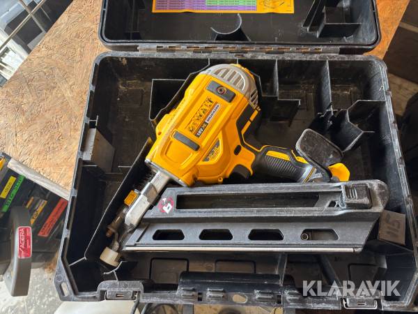 Spikpistol Dewalt DCN 692