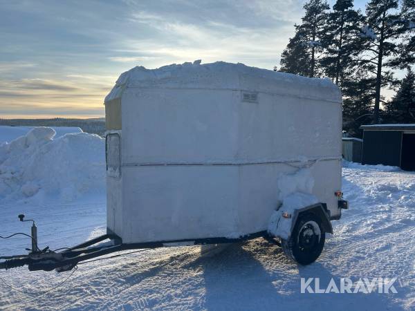 Hästtransport Bygdsiljumsläp Brunte