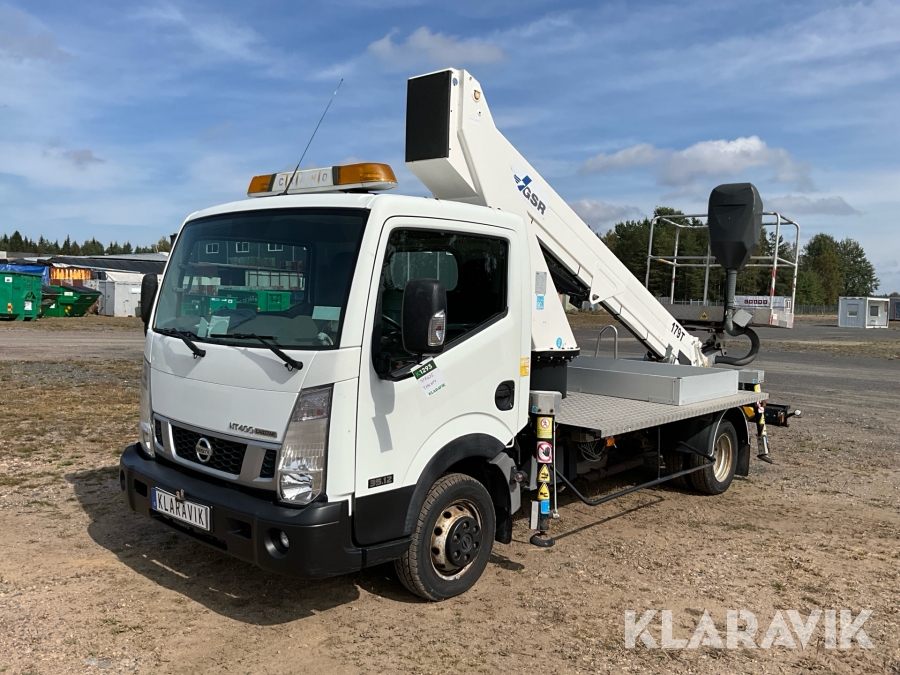 Lastbil med lift Nissan / GSR NT400 / E179 T