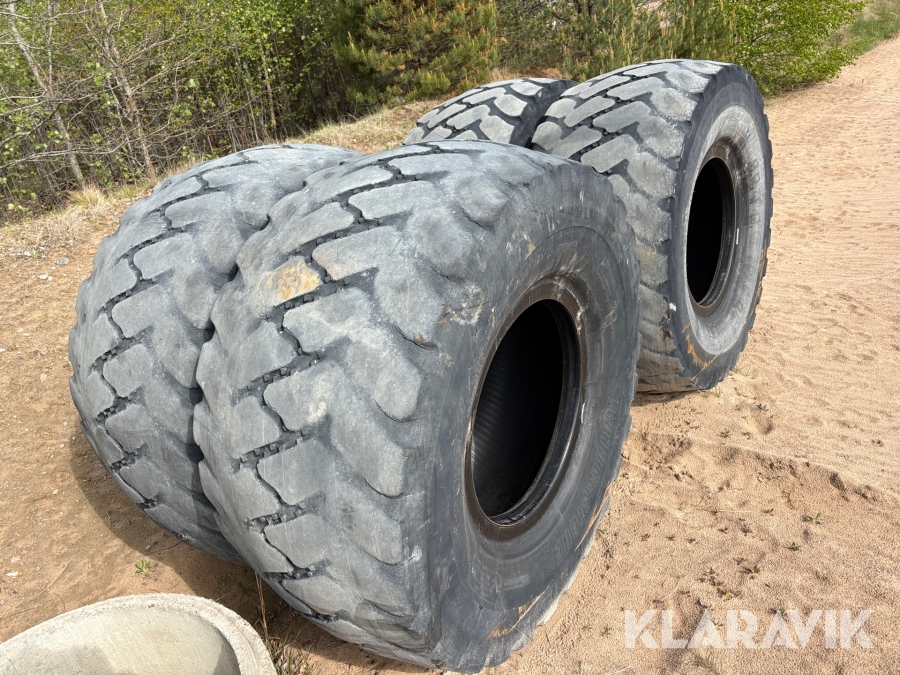 Entreprenaddäck 4 st Bridgestone 775/65R29